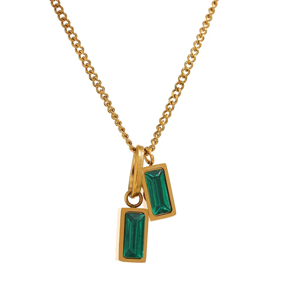 Colar Cubic Verde, Colar Cubic Verde Dourado, Colar Cubic Verde Feminino, Colar Cubic Verde com Cristais, Colar Cubic Verde Minimalista, Colar Cubic Verde Elegante, Colar Cubic Verde para Noivas, Colar Cubic Verde Casual, Colar Cubic Verde Luxuoso, Colar Cubic Verde Estilo Vintage